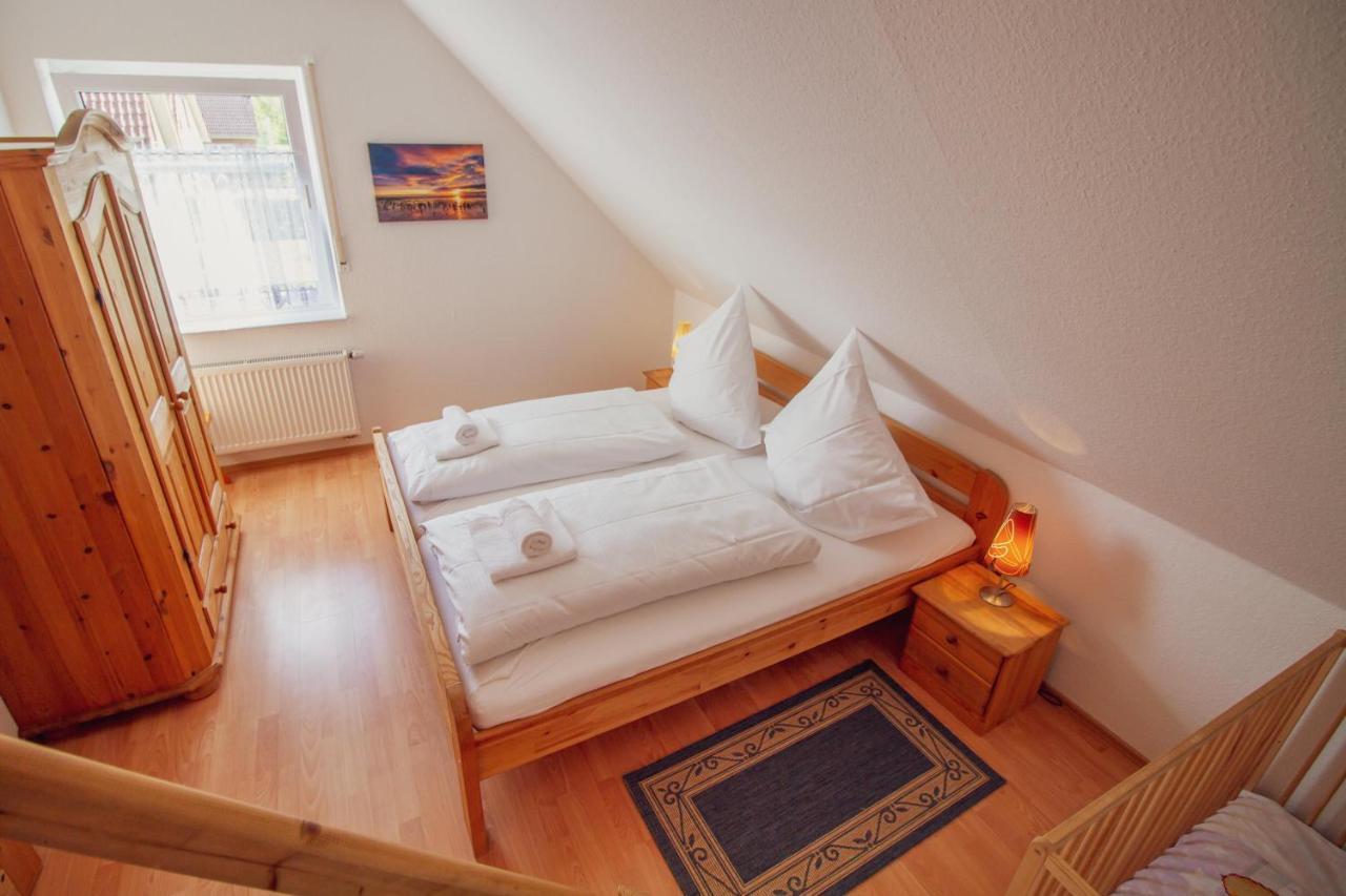 Апартаменты Haus Leuchtturm - Ebbe Крумхёрн Экстерьер фото