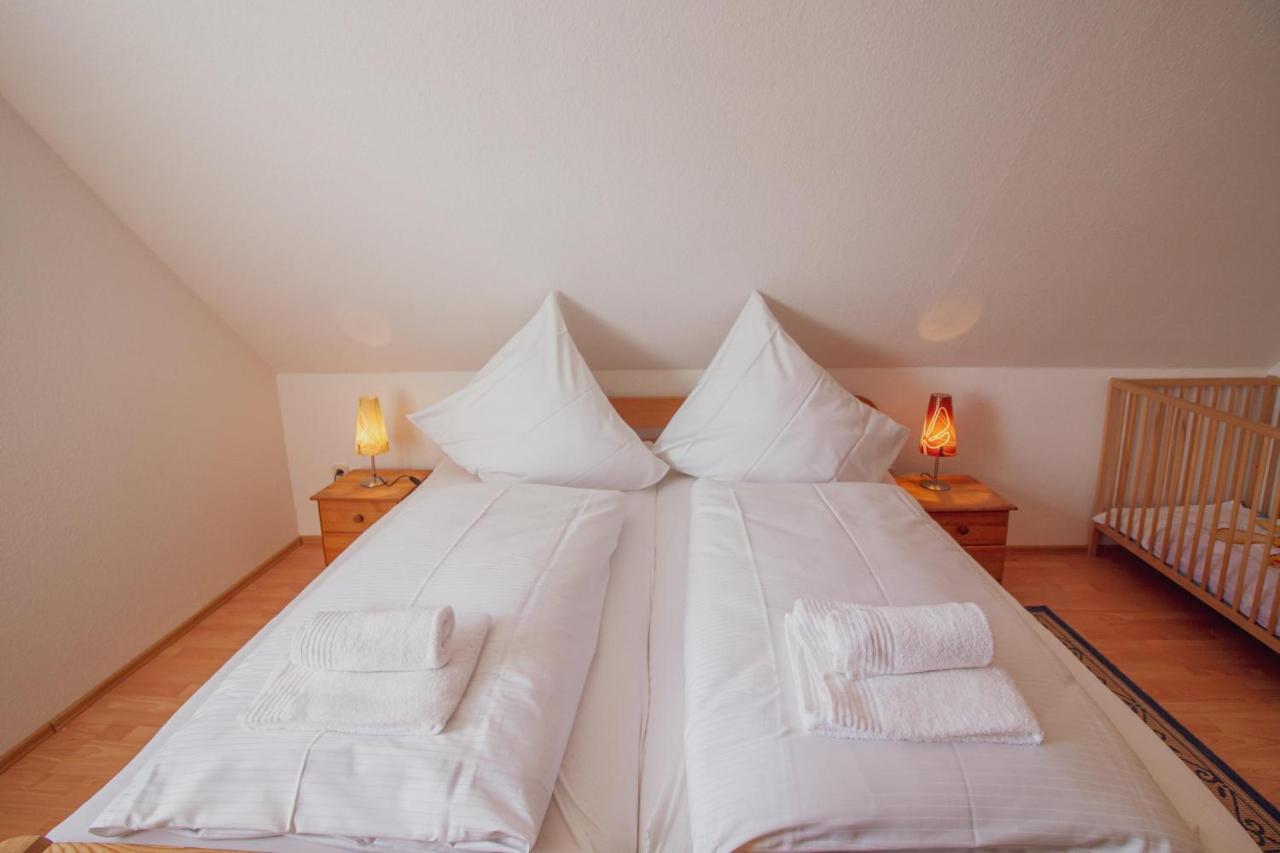 Апартаменты Haus Leuchtturm - Ebbe Крумхёрн Экстерьер фото